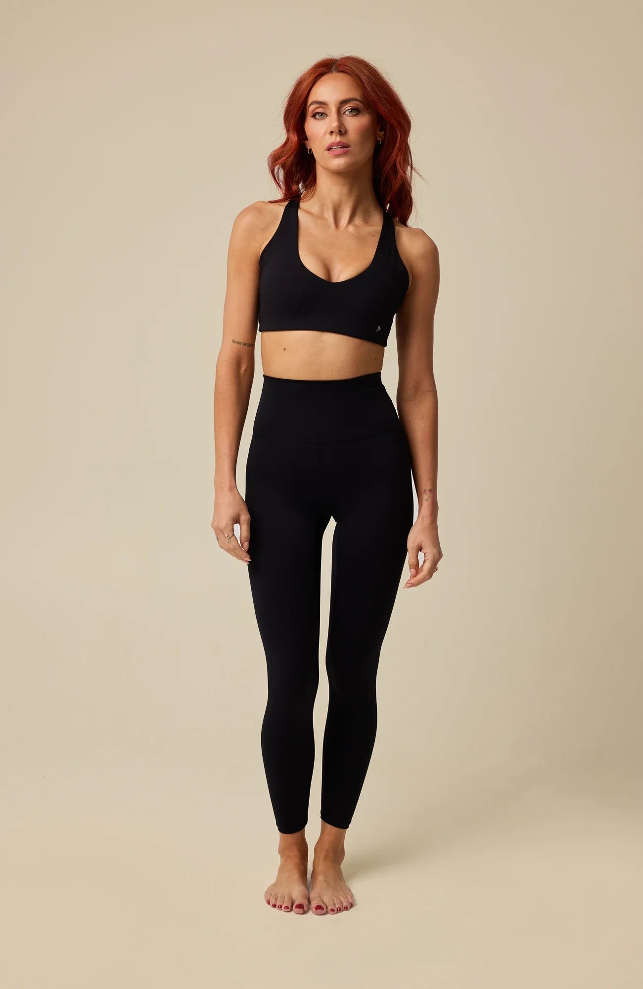 Bloom Black bra and leggings set — front