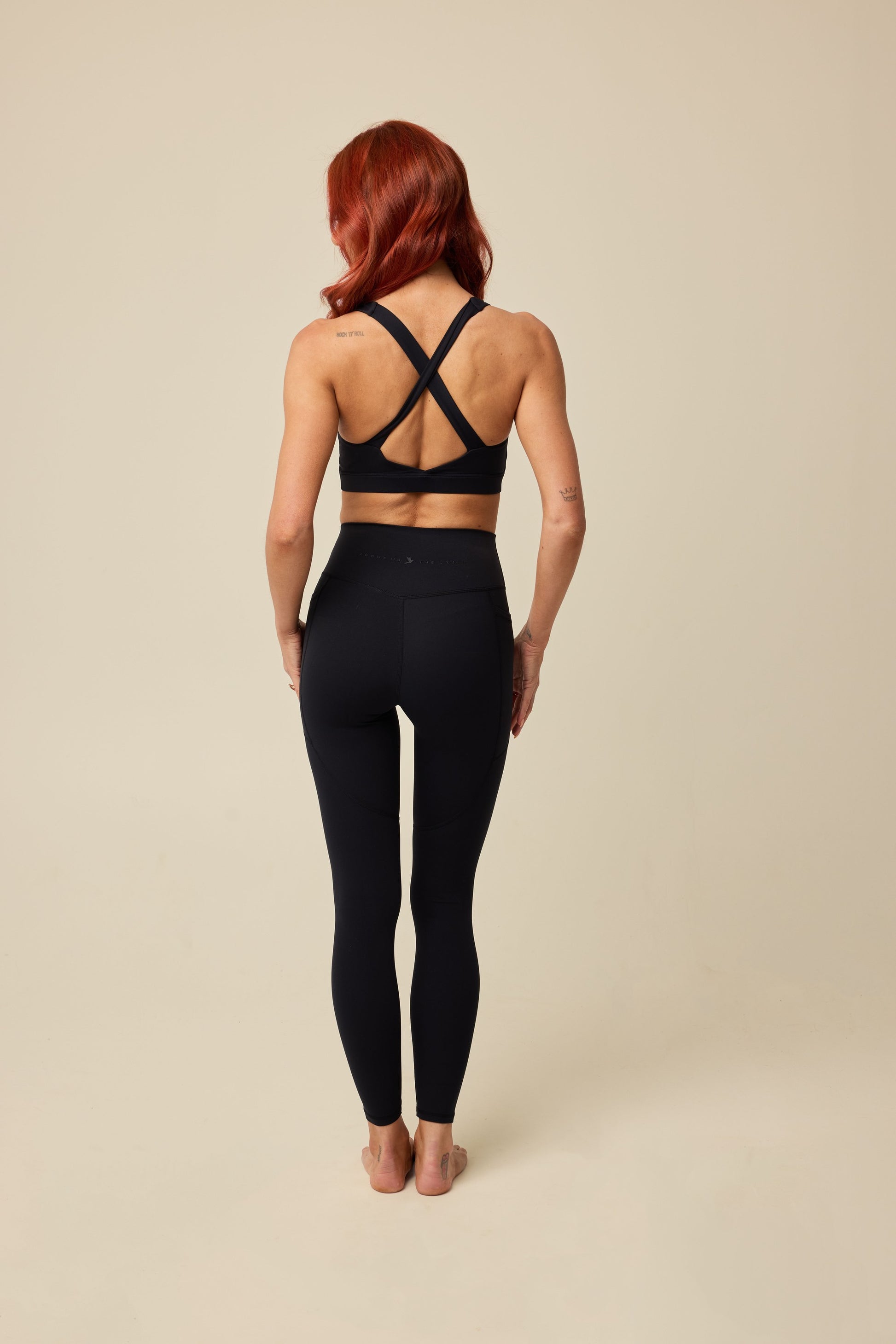 Aura Leggings & Bra Set — Black
