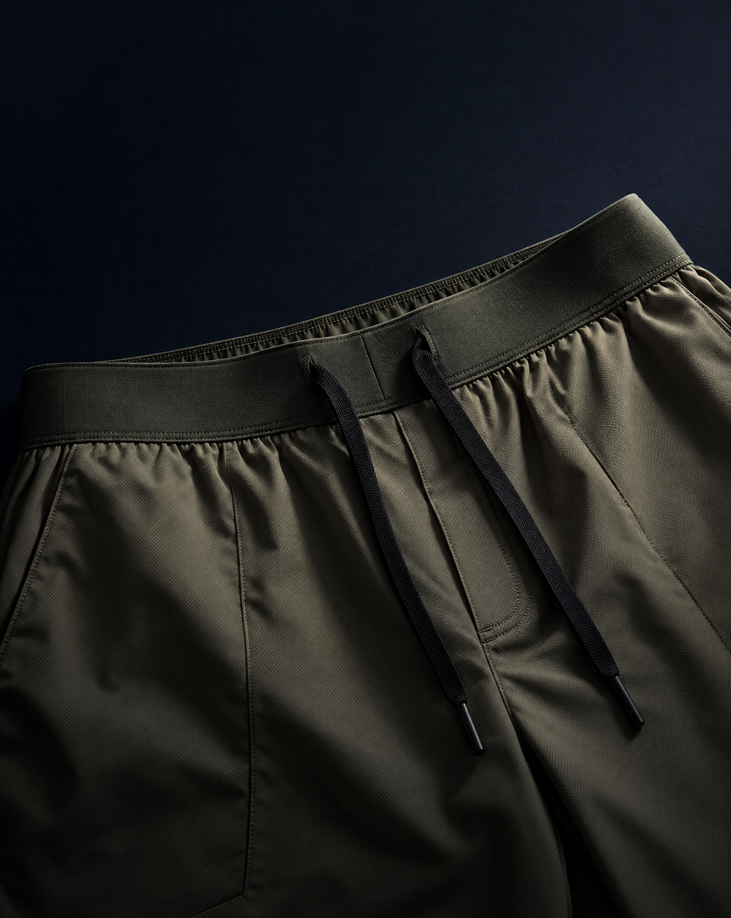Halo Active Shorts in Green, waistband and drawcord detail