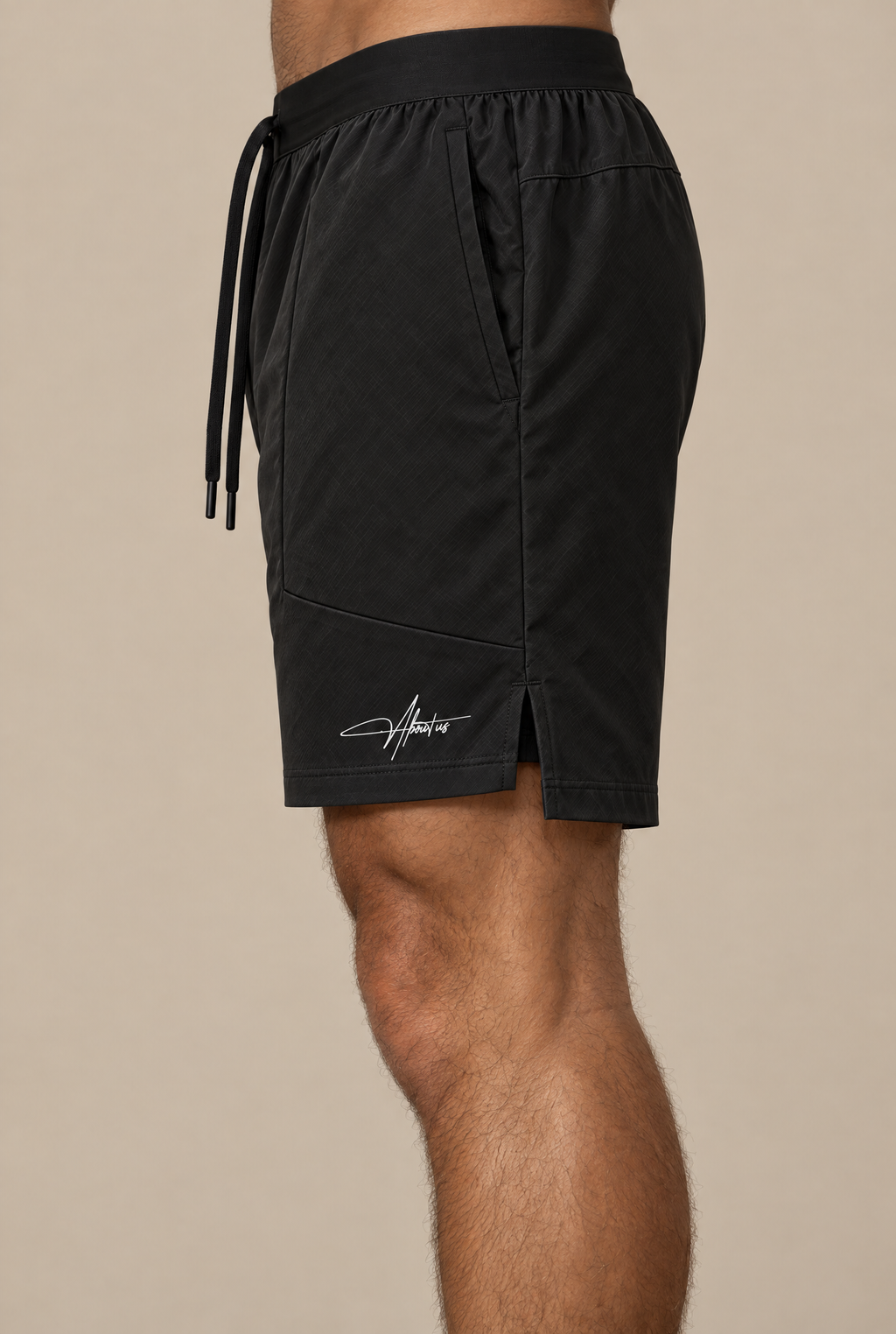 Halo Active Shorts in Black, side